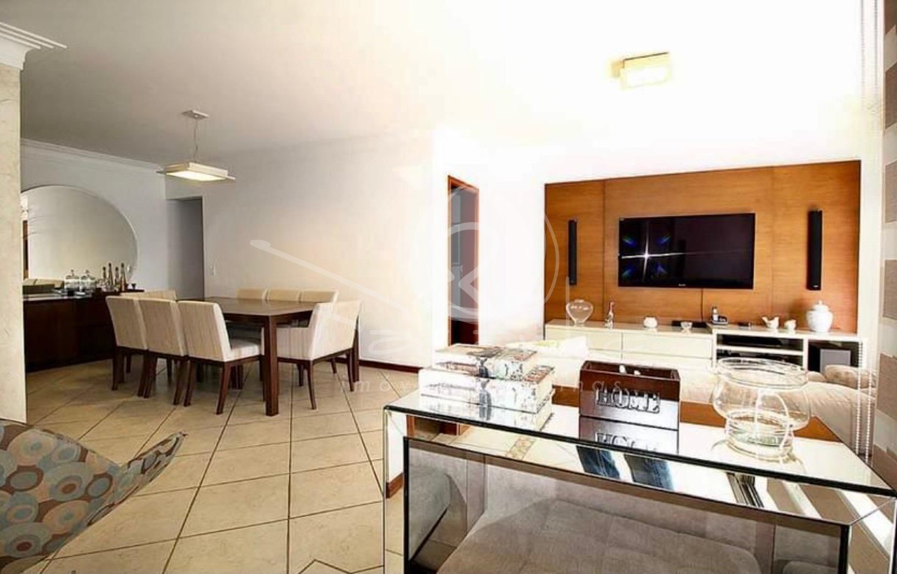 Apartamento à venda com 3 quartos, 147m² - Foto 1