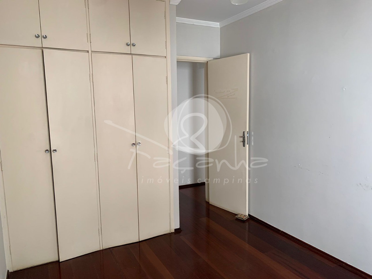 Apartamento à venda com 2 quartos, 67m² - Foto 8