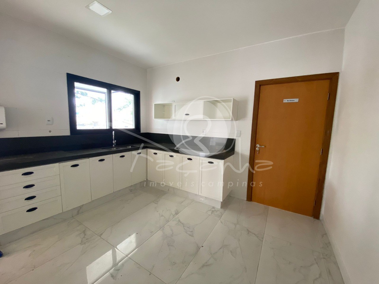 Prédio Inteiro para alugar, 780m² - Foto 24