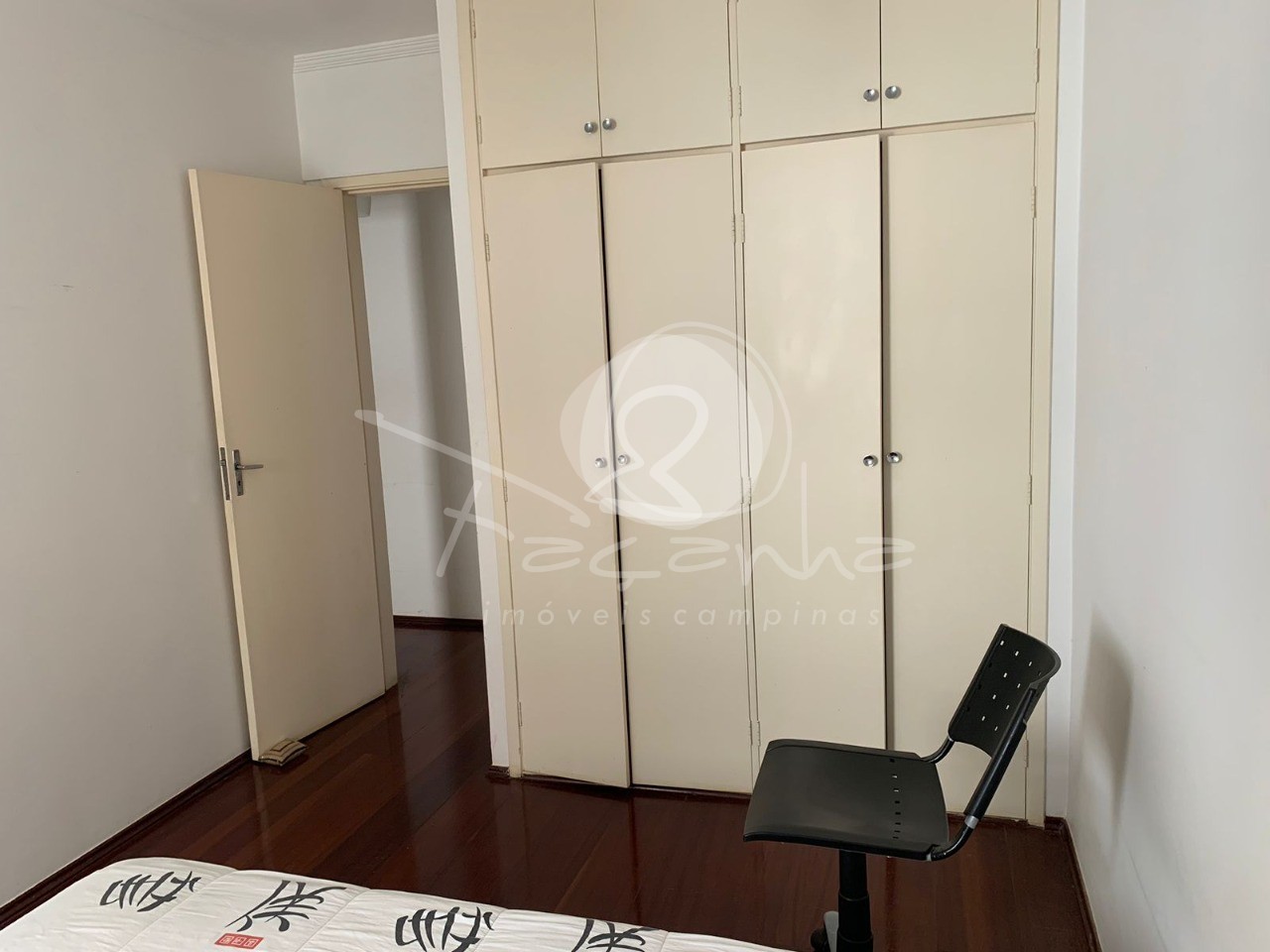 Apartamento à venda com 2 quartos, 67m² - Foto 5