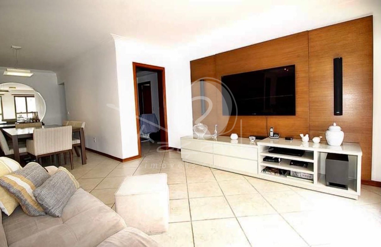 Apartamento à venda com 3 quartos, 147m² - Foto 2