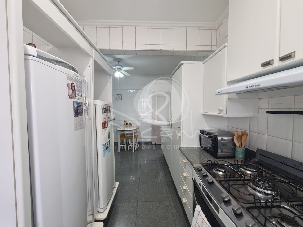 Apartamento à venda com 3 quartos, 220m² - Foto 35