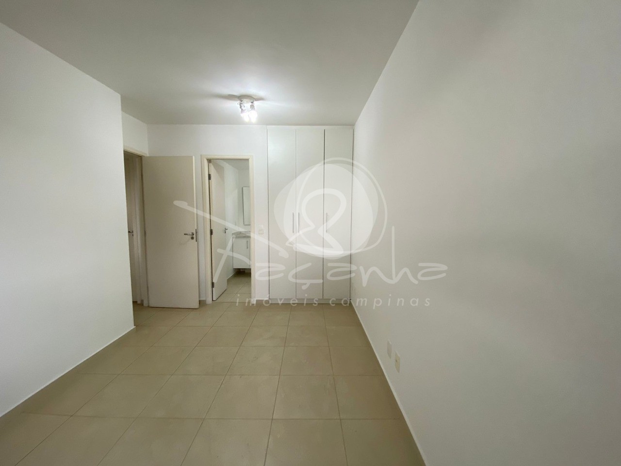 Apartamento à venda com 2 quartos, 66m² - Foto 13