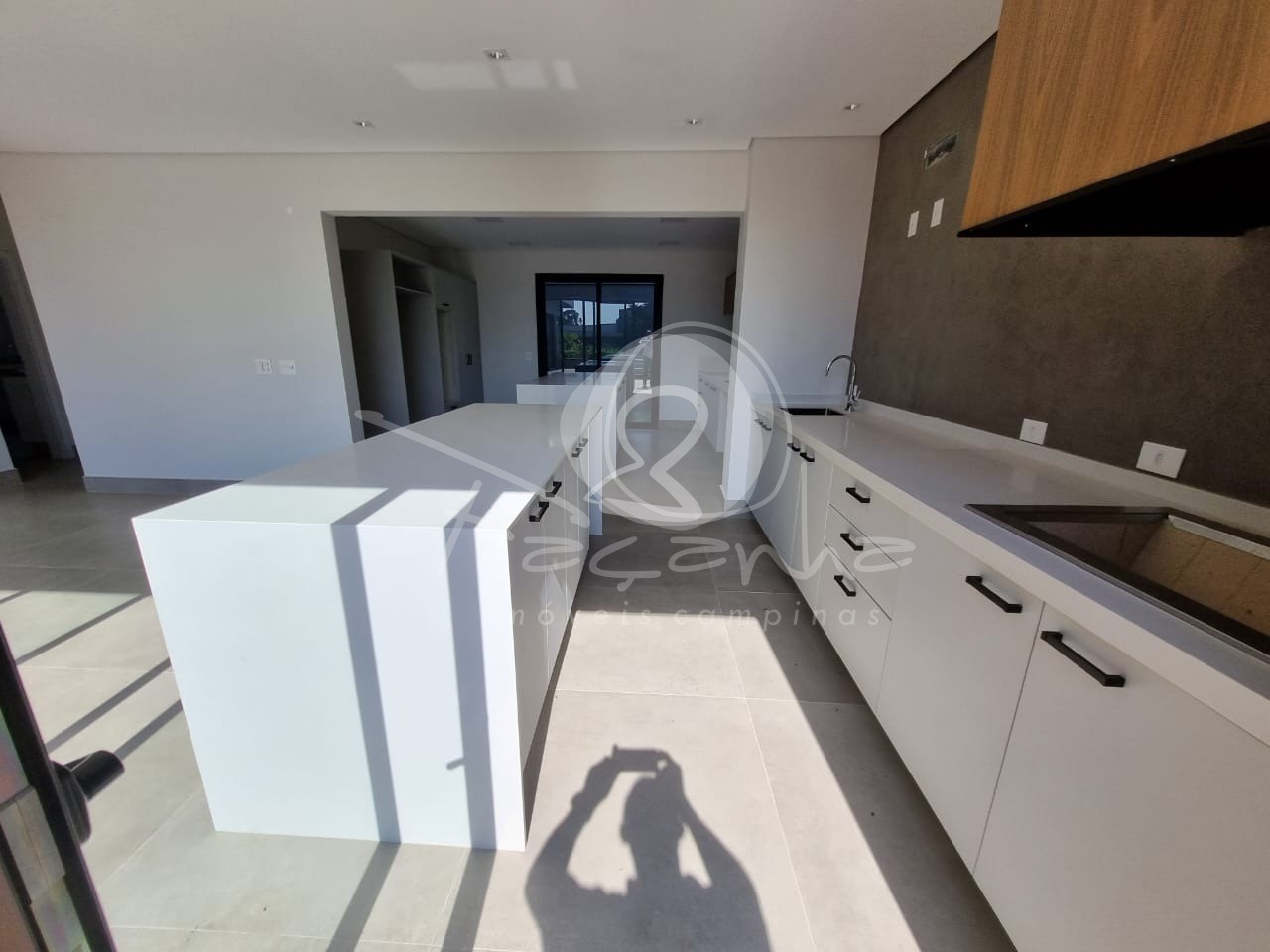 Casa de Condomínio à venda com 4 quartos, 360m² - Foto 23