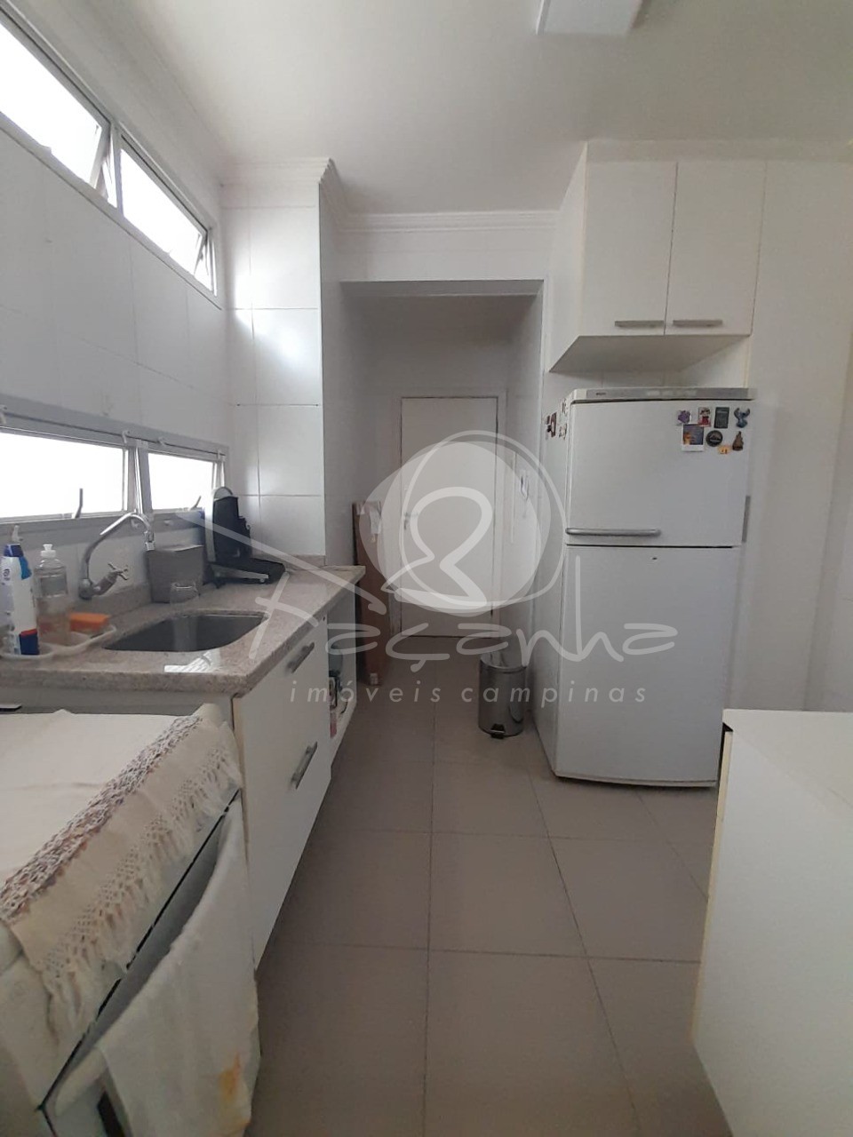 Apartamento à venda com 2 quartos, 72m² - Foto 11