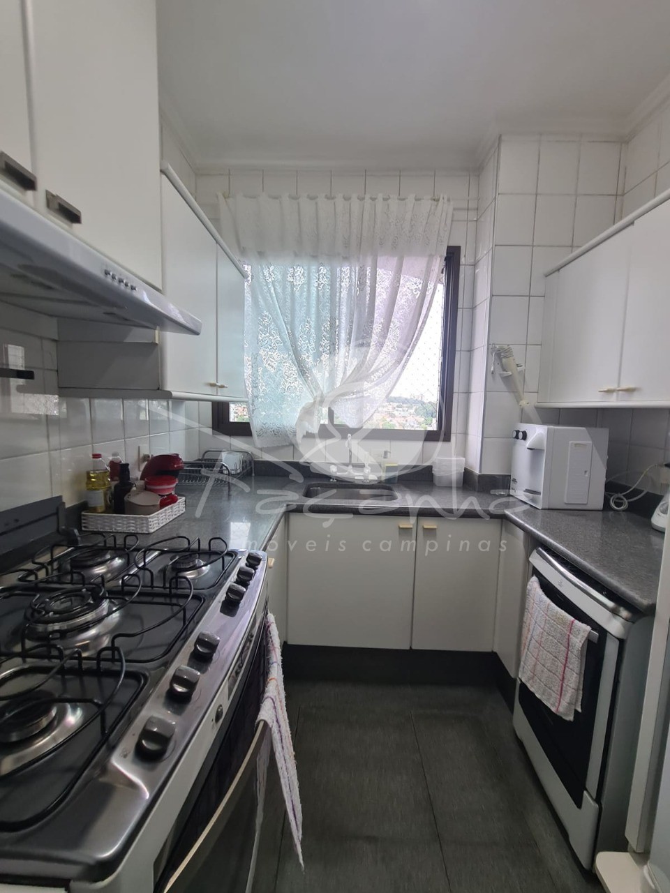 Apartamento à venda com 3 quartos, 220m² - Foto 32