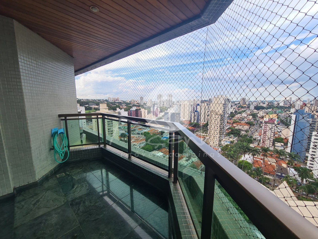 Apartamento à venda com 3 quartos, 220m² - Foto 10