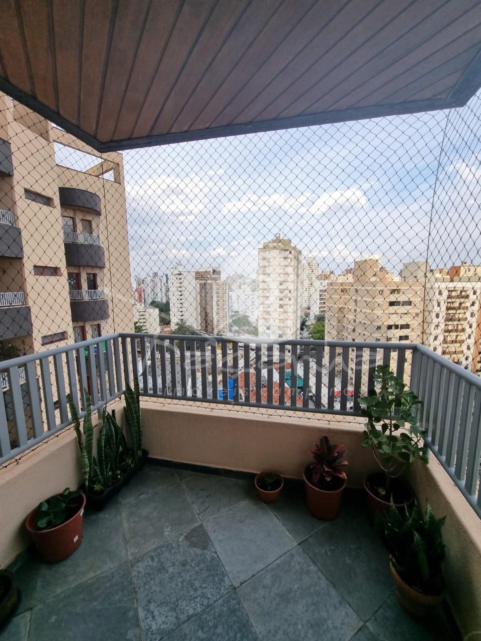 Apartamento à venda com 4 quartos, 150m² - Foto 3