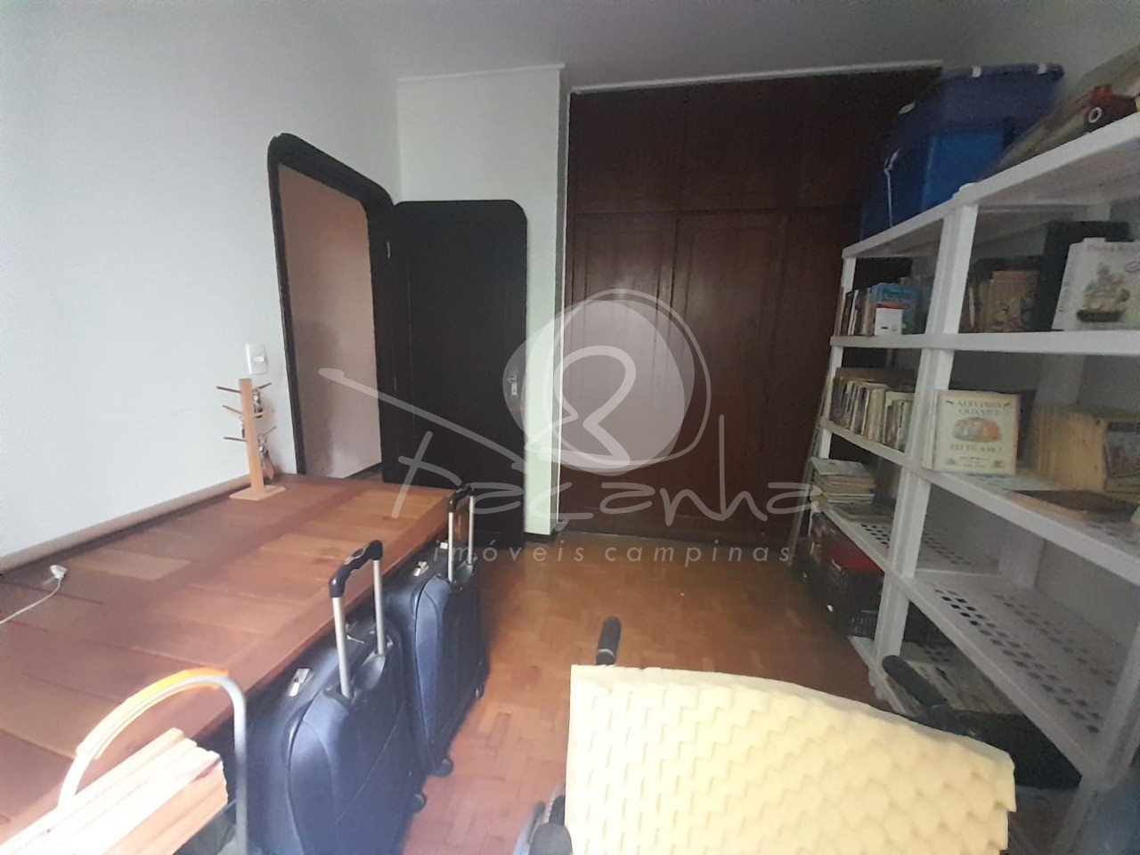 Casa à venda com 3 quartos, 320m² - Foto 8