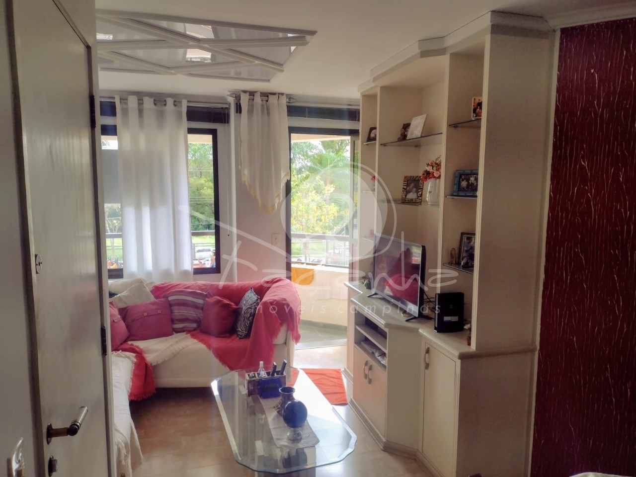 Apartamento à venda com 3 quartos, 97m² - Foto 1