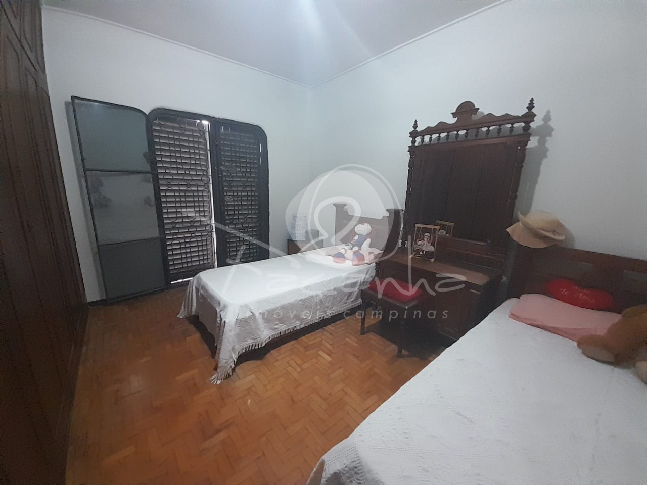 Casa à venda com 3 quartos, 320m² - Foto 9