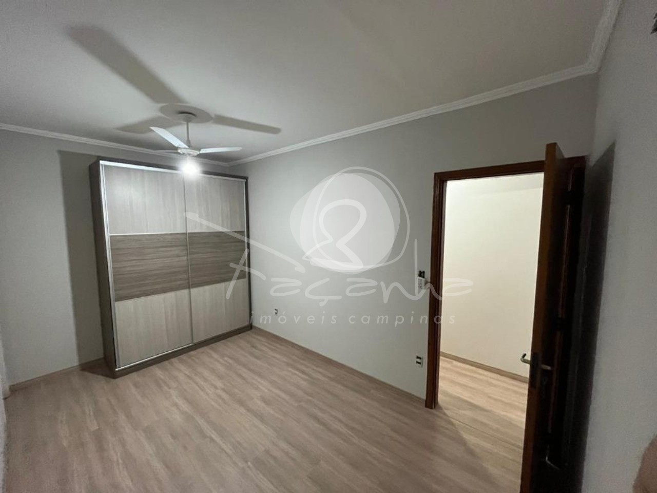 Casa à venda com 3 quartos, 120m² - Foto 8