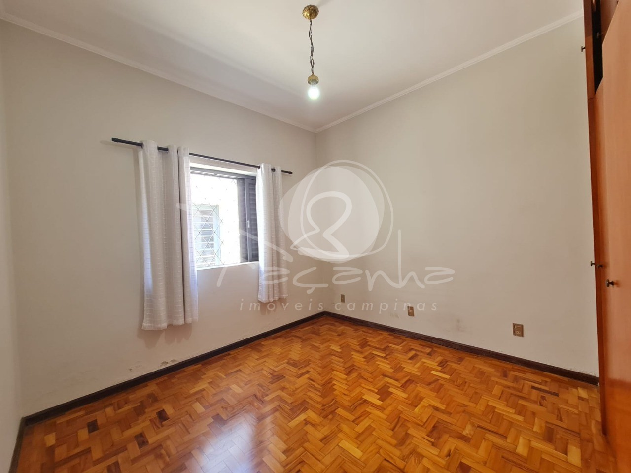 Casa à venda com 4 quartos, 192m² - Foto 9