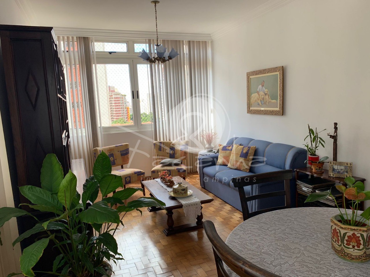 Apartamento à venda com 3 quartos, 135m² - Foto 2