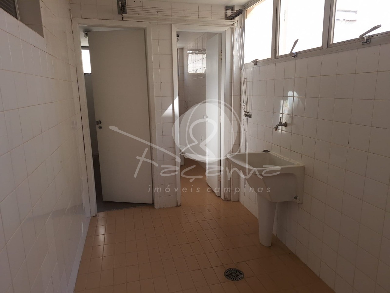 Apartamento à venda com 3 quartos, 125m² - Foto 11