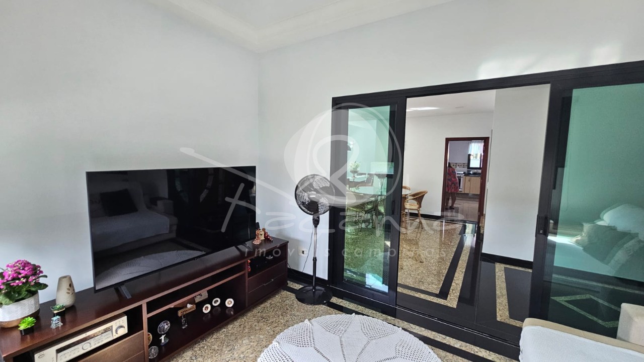 Casa de Condomínio à venda com 4 quartos, 350m² - Foto 11