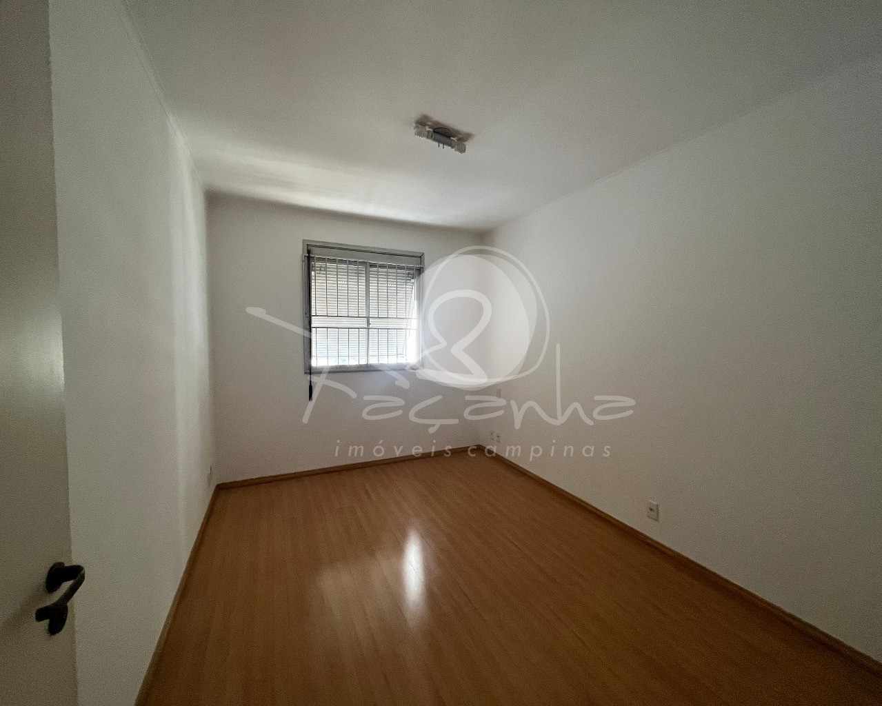 Apartamento à venda com 3 quartos, 150m² - Foto 13