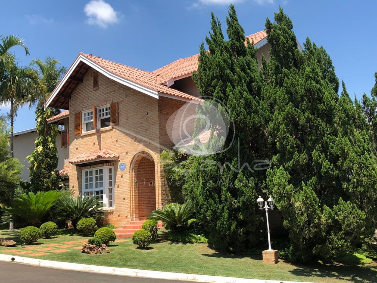 Casa de Condomínio à venda com 6 quartos, 375m² - Foto 7