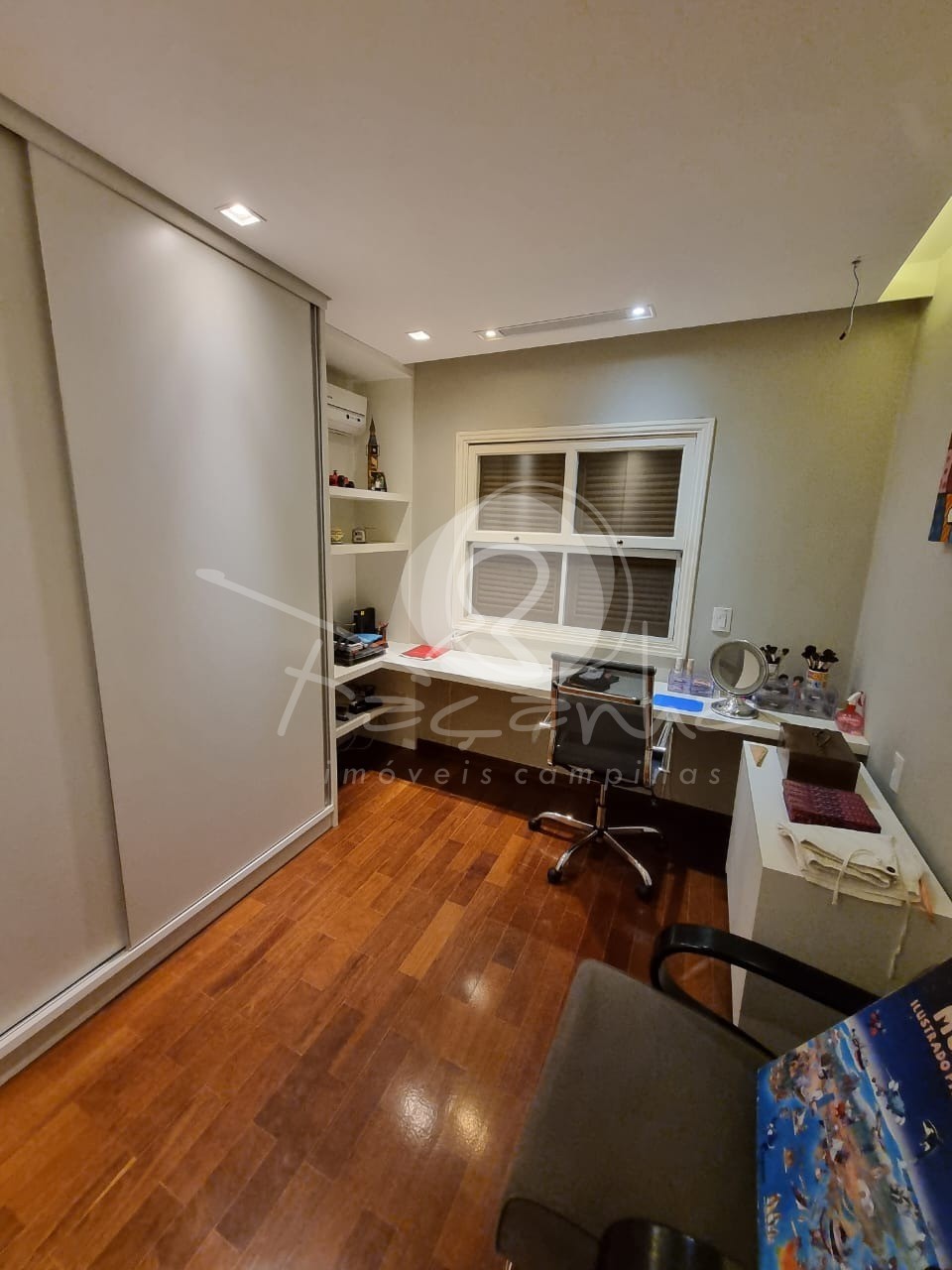 Casa de Condomínio à venda com 4 quartos, 358m² - Foto 24