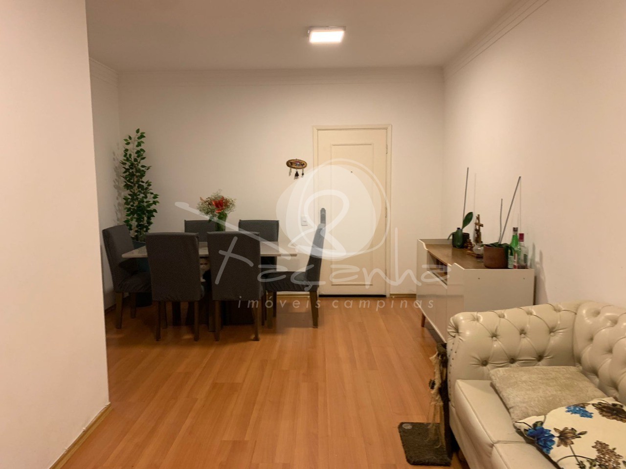 Apartamento à venda com 2 quartos, 67m² - Foto 2