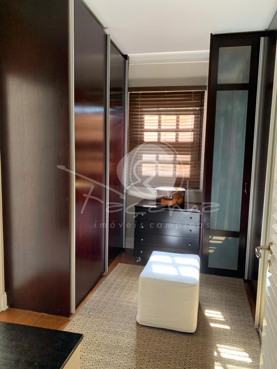 Casa de Condomínio à venda com 6 quartos, 375m² - Foto 33