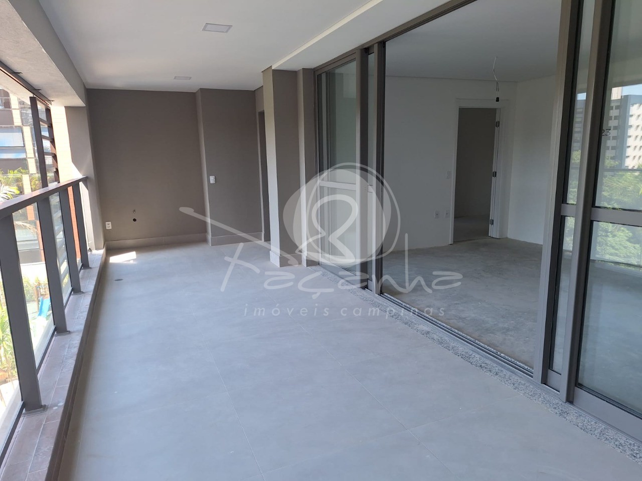 Apartamento à venda com 3 quartos, 157m² - Foto 8