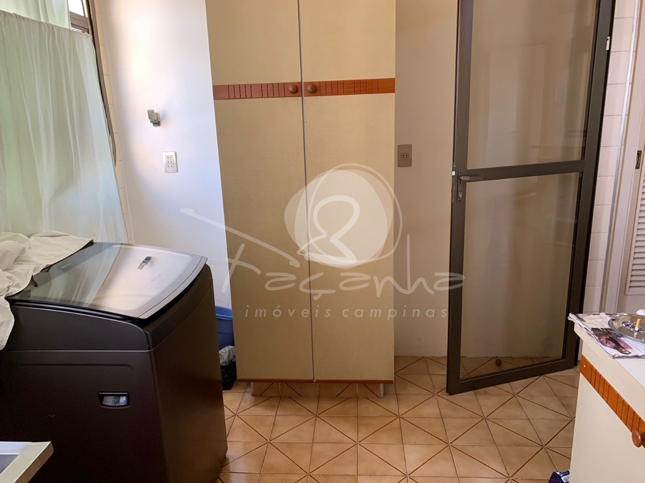 Apartamento à venda com 3 quartos, 245m² - Foto 29