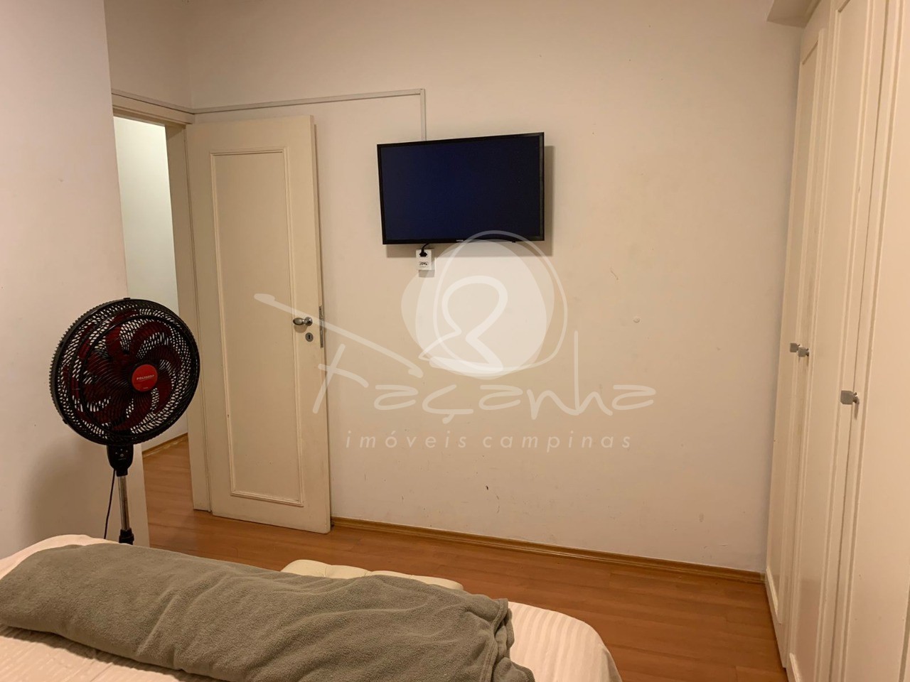 Apartamento à venda com 2 quartos, 67m² - Foto 11