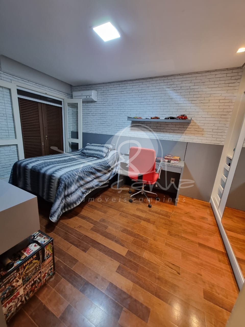 Casa de Condomínio à venda com 4 quartos, 358m² - Foto 23