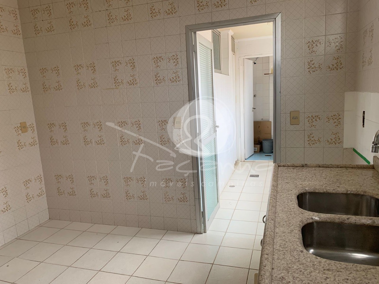 Apartamento à venda com 2 quartos, 85m² - Foto 15