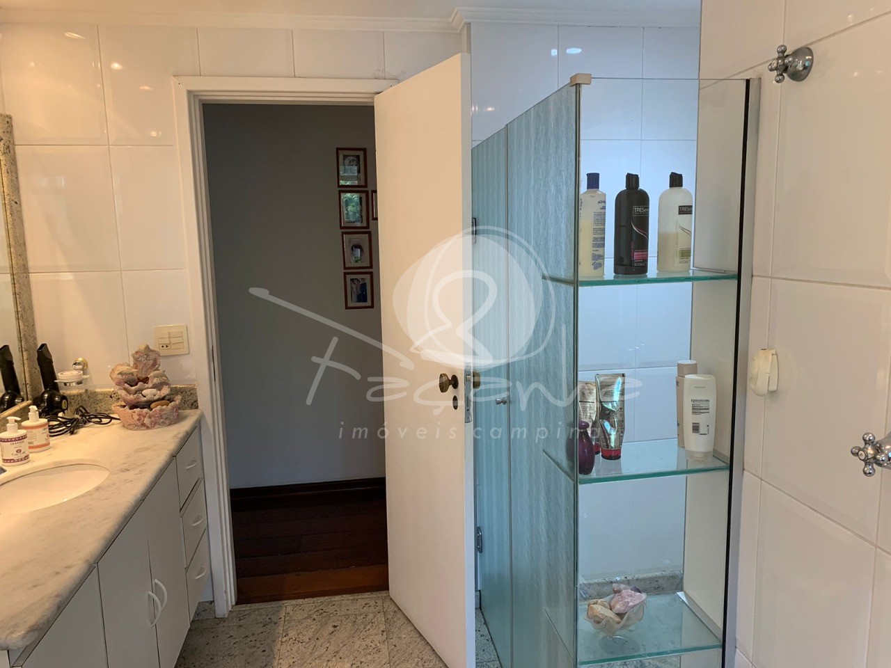 Apartamento à venda com 3 quartos, 240m² - Foto 16