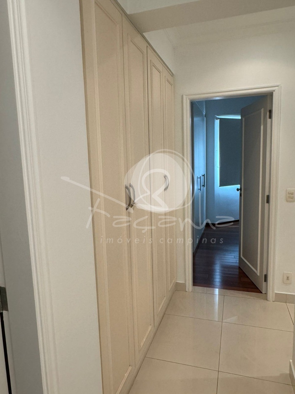 Apartamento à venda e aluguel com 3 quartos, 220m² - Foto 11