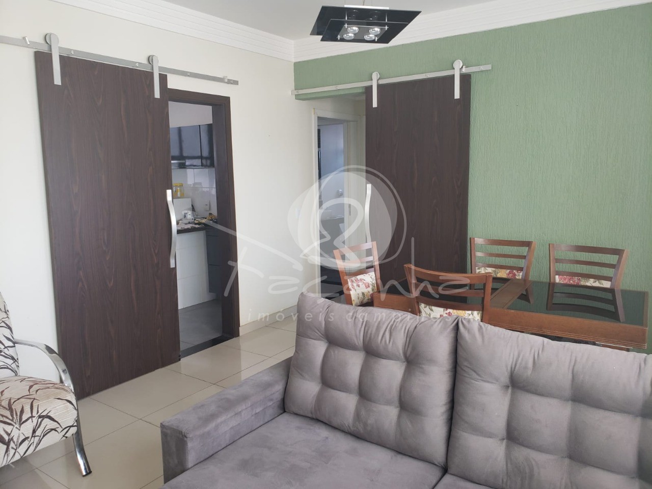 Apartamento à venda com 3 quartos, 98m² - Foto 3