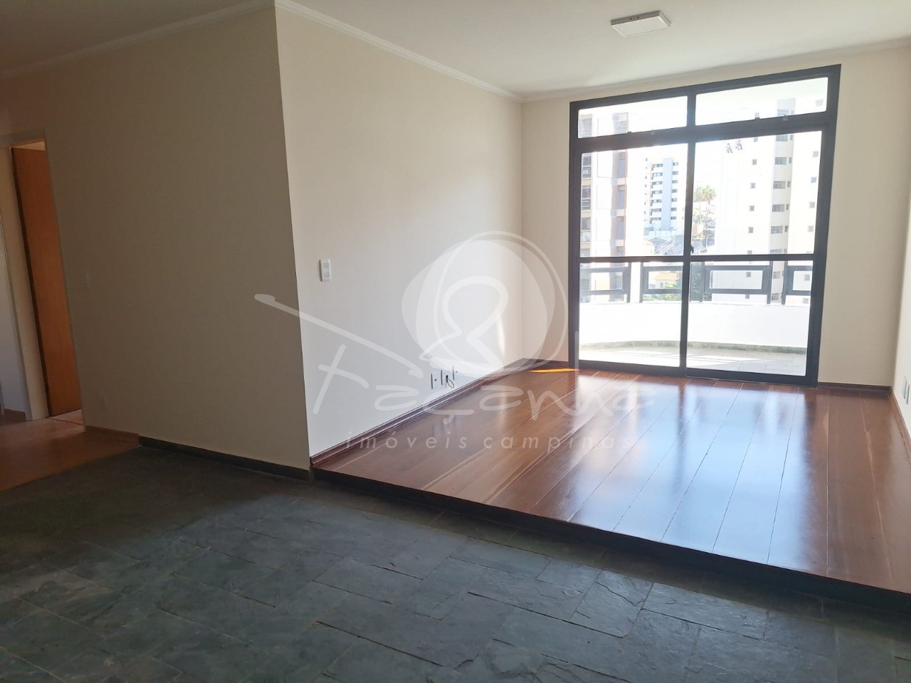 Apartamento à venda com 3 quartos, 90m² - Foto 4