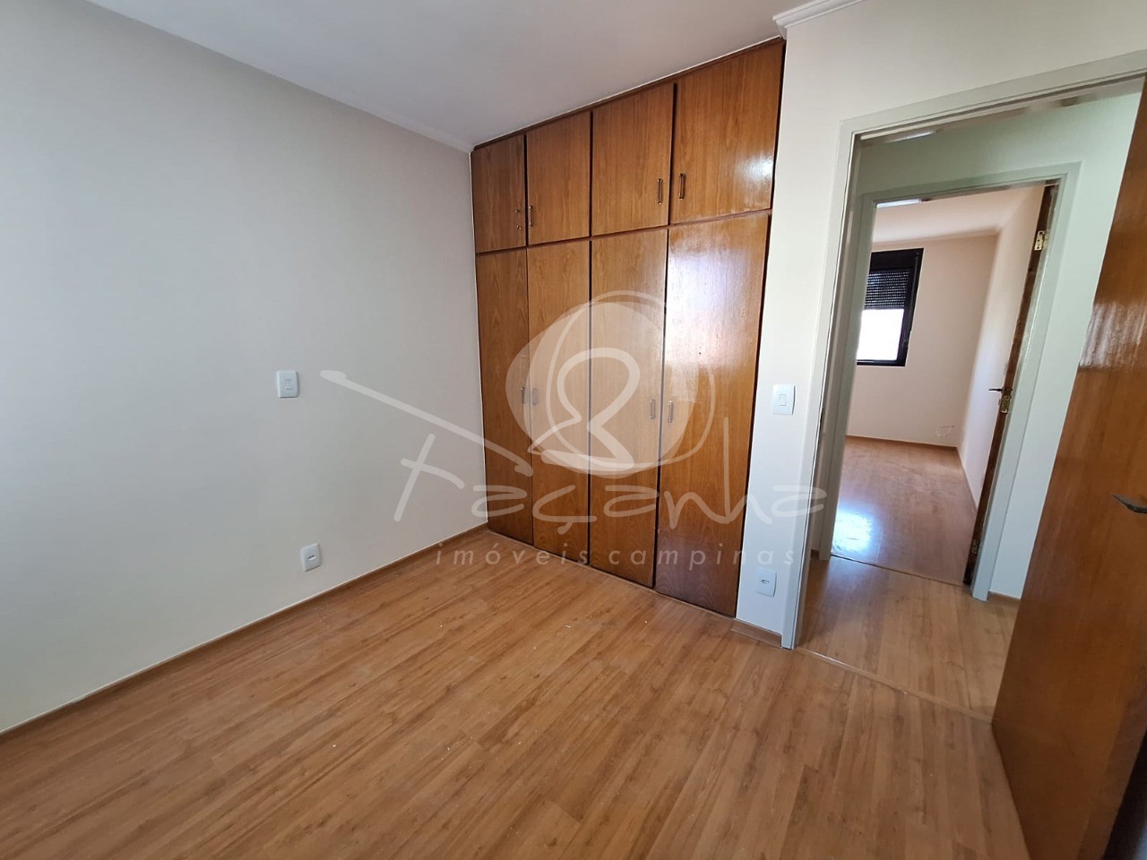 Apartamento à venda com 3 quartos, 90m² - Foto 18