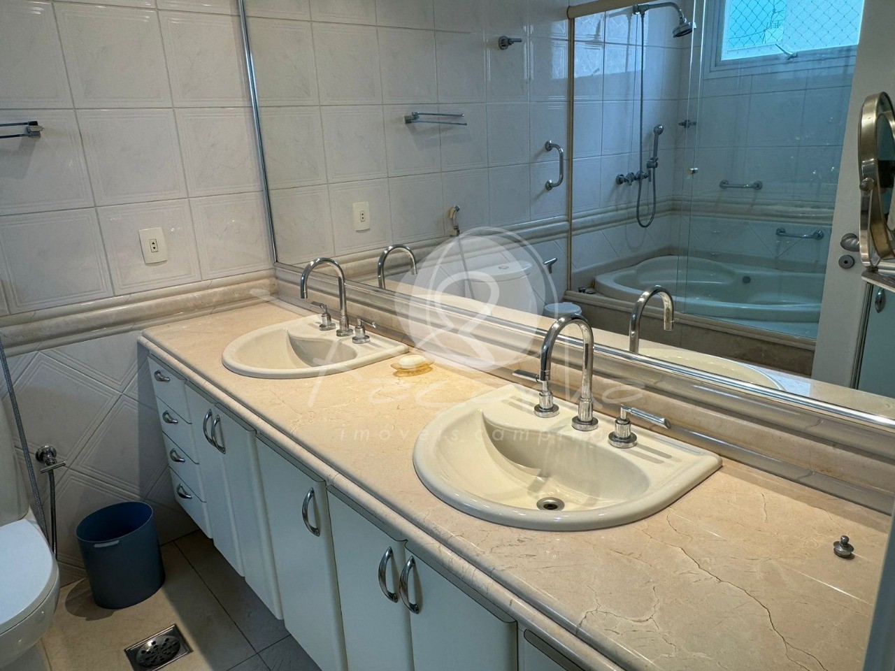 Apartamento à venda e aluguel com 3 quartos, 220m² - Foto 15