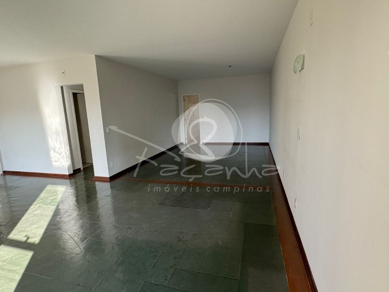 Apartamento à venda com 4 quartos, 273m² - Foto 5