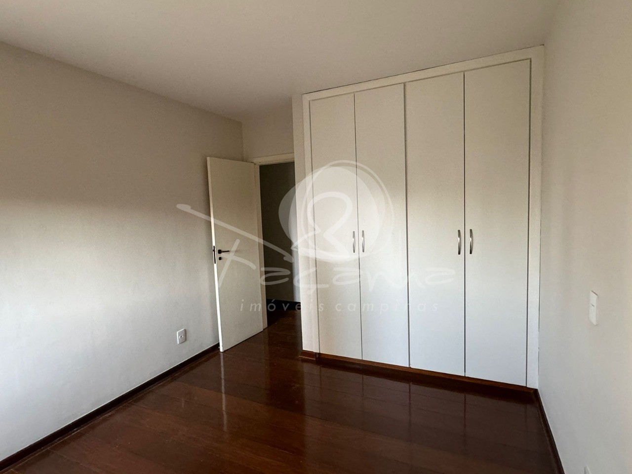 Apartamento à venda com 4 quartos, 273m² - Foto 13