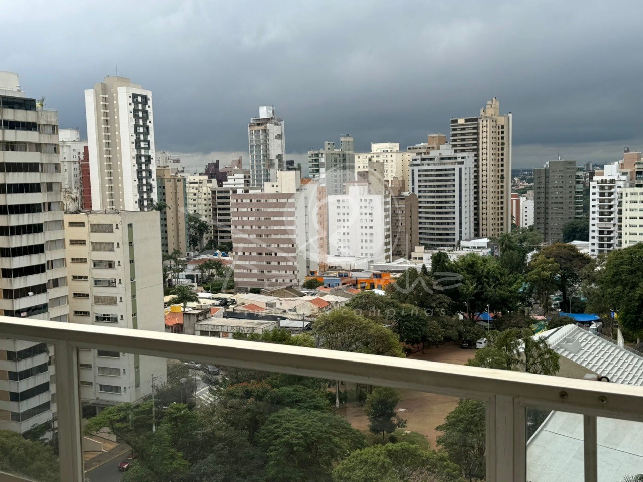 Apartamento à venda e aluguel com 3 quartos, 220m² - Foto 8