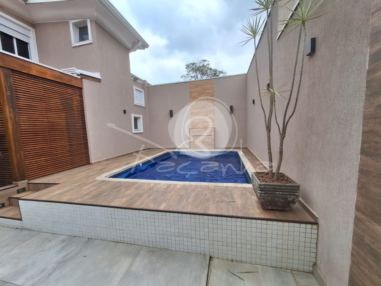 Casa de Condomínio à venda com 3 quartos, 234m² - Foto 26