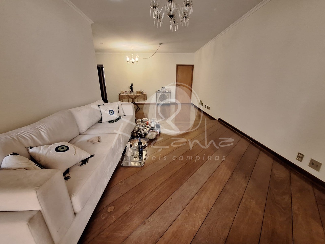 Apartamento à venda com 4 quartos, 170m² - Foto 2