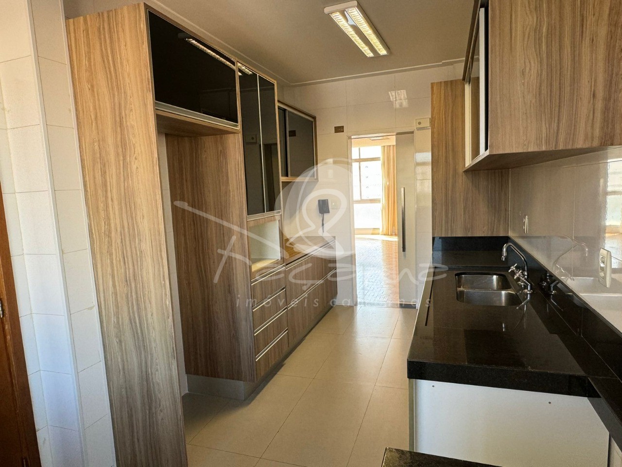 Apartamento à venda com 3 quartos, 140m² - Foto 21