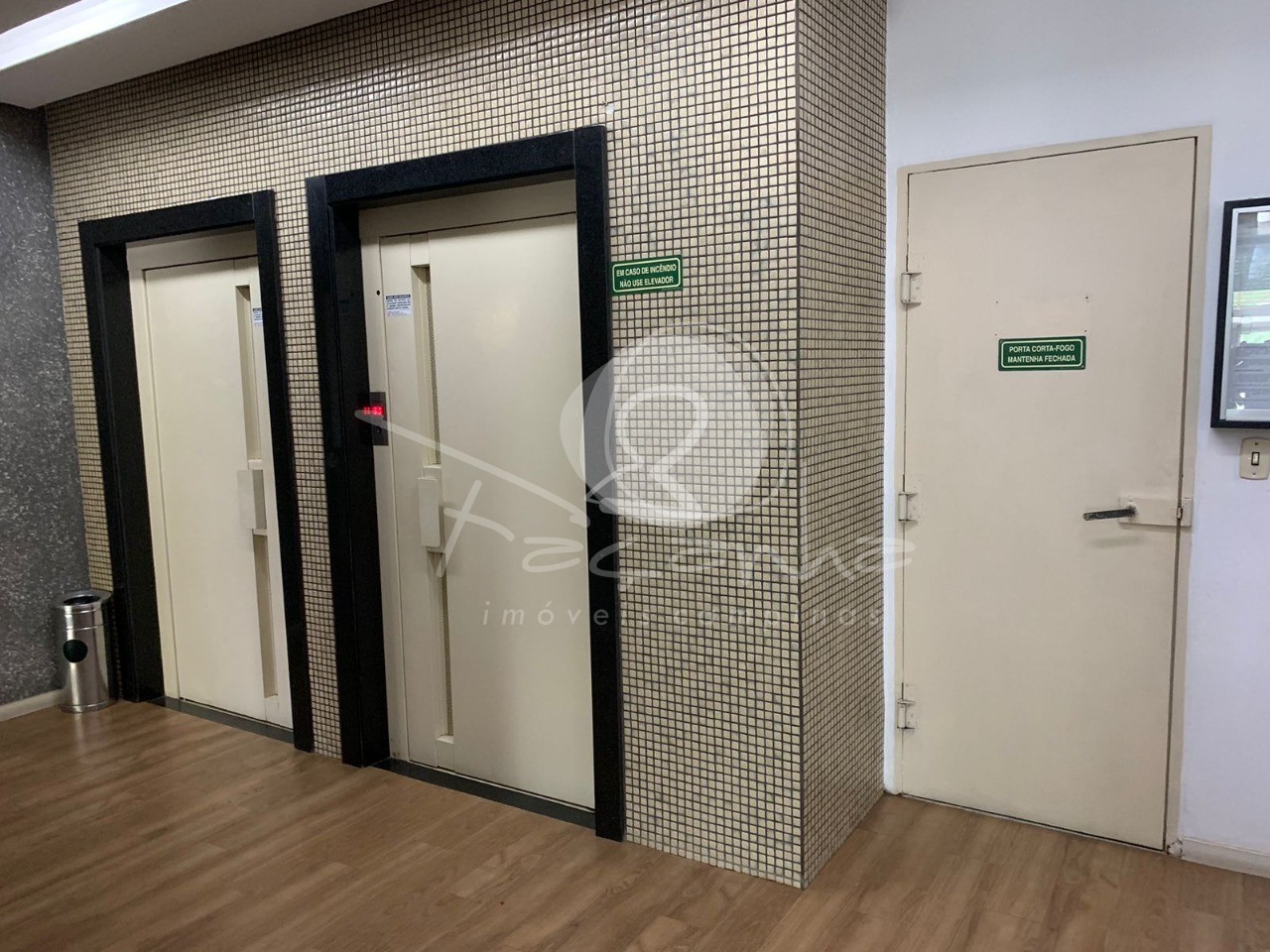 Apartamento à venda com 2 quartos, 85m² - Foto 20