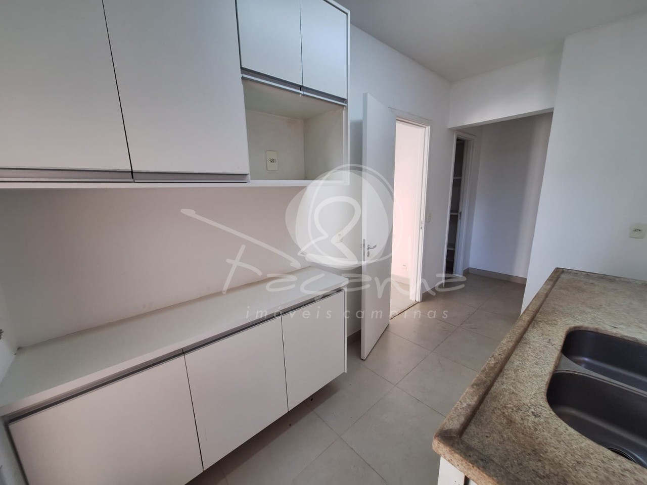 Apartamento à venda com 3 quartos, 119m² - Foto 8