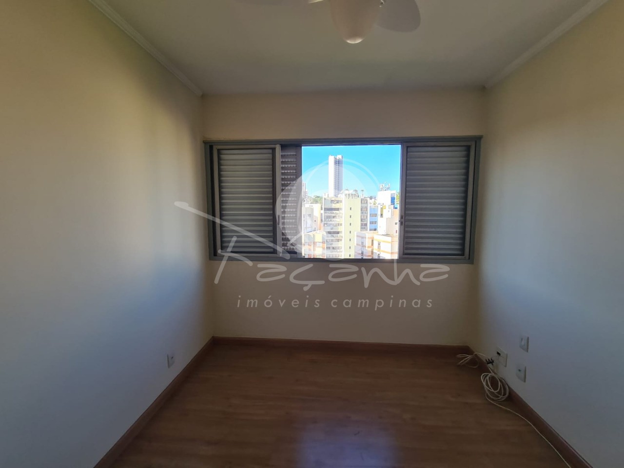 Apartamento à venda com 3 quartos, 111m² - Foto 8