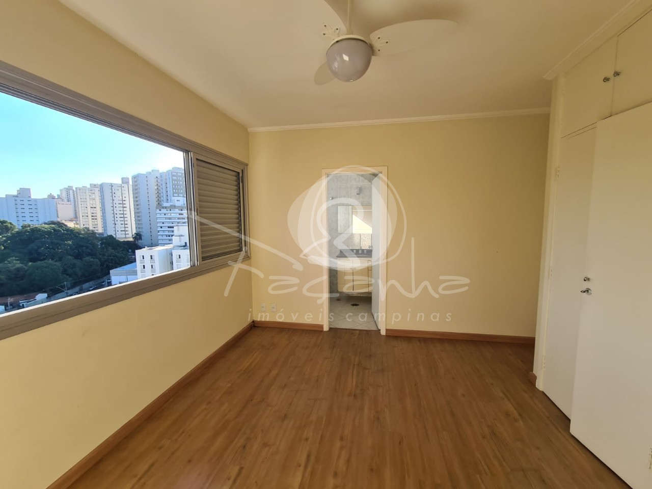 Apartamento à venda com 3 quartos, 111m² - Foto 17