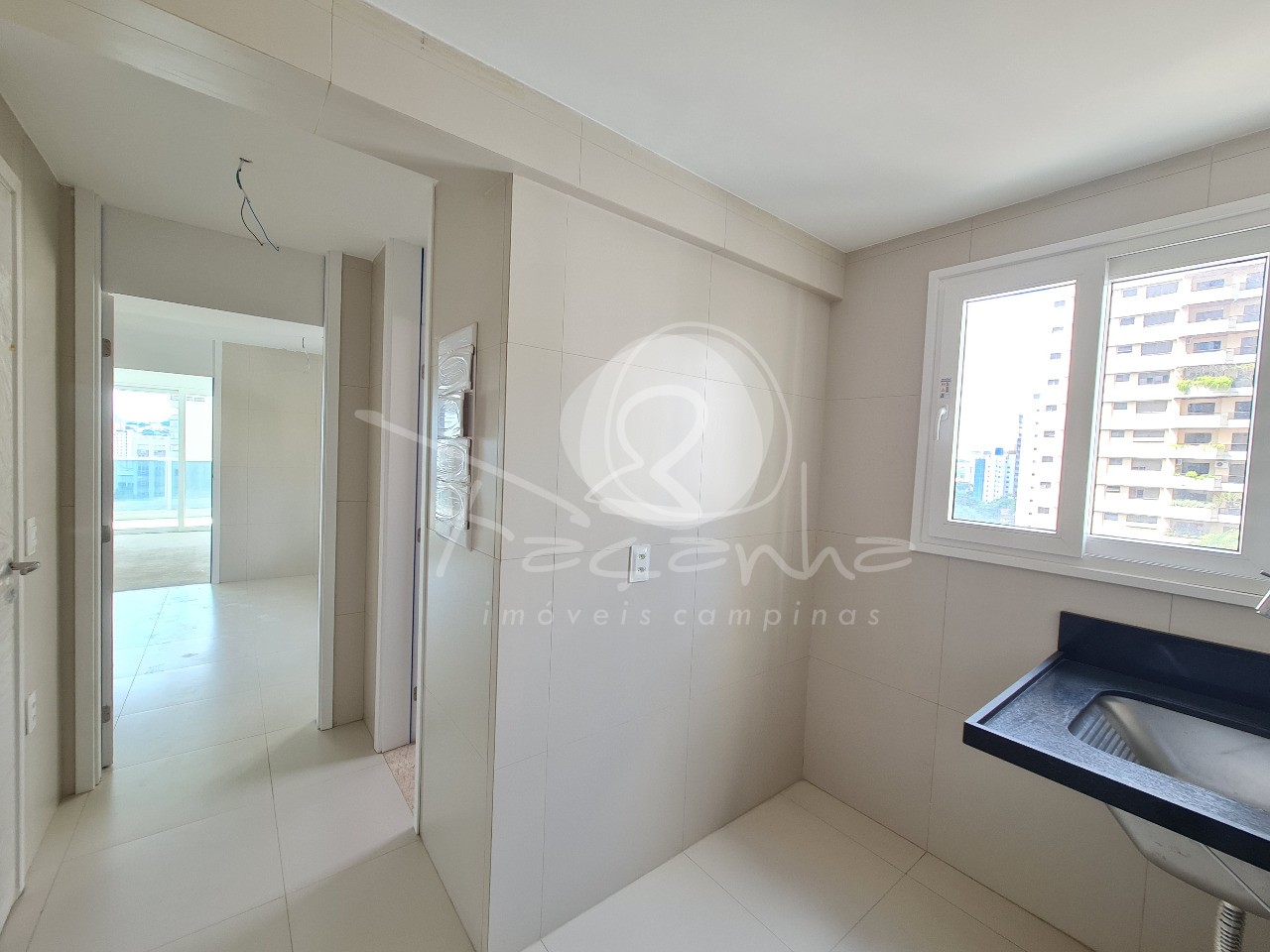 Apartamento à venda com 3 quartos, 145m² - Foto 8