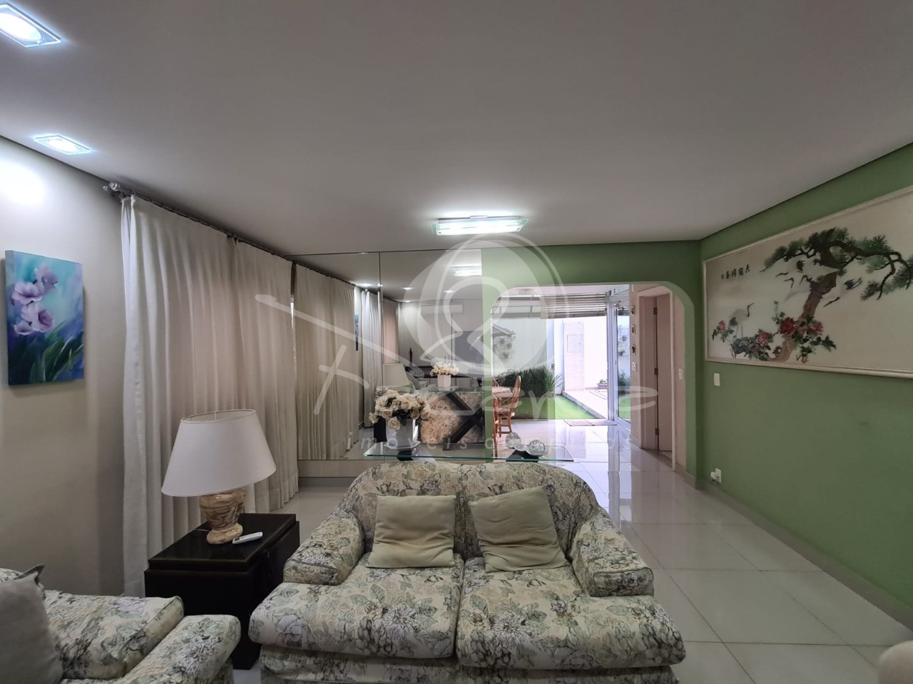 Casa de Condomínio à venda com 4 quartos, 216m² - Foto 4