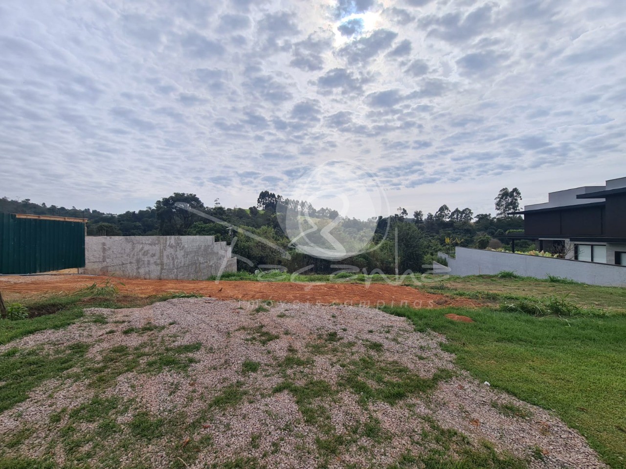 Terreno à venda, 1000m² - Foto 1