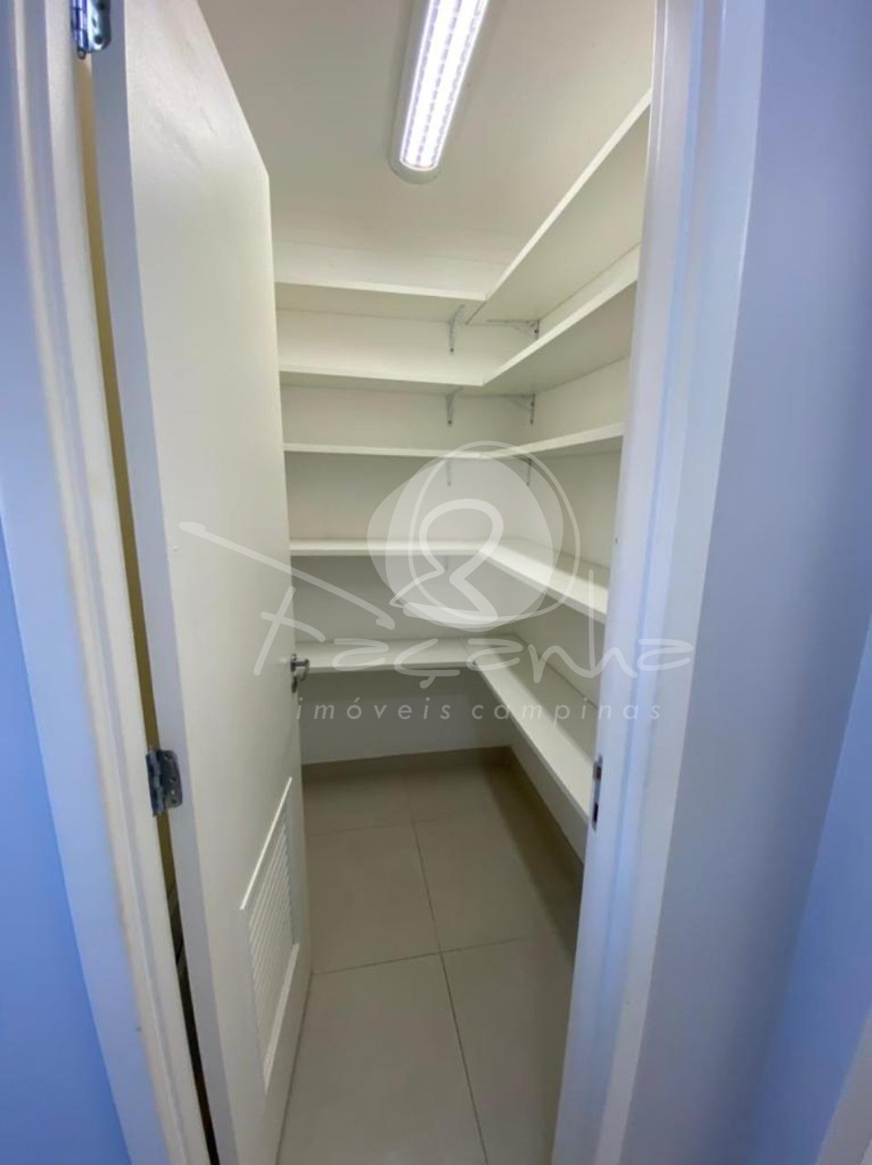 Apartamento à venda com 3 quartos, 119m² - Foto 9